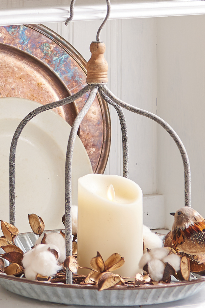 Fall candle decorating ideas using a tray