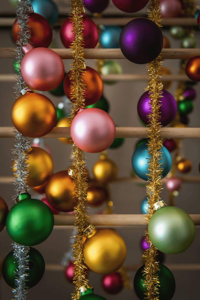 Storing Christmas garland on dial rods