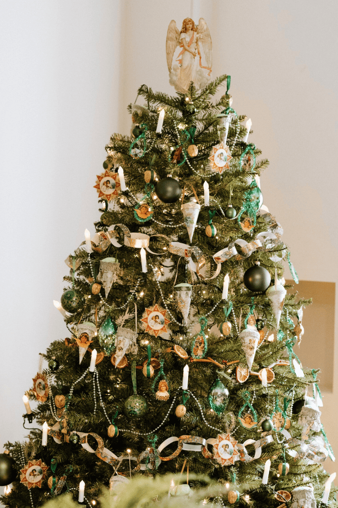 vintage Christmas tree with Victorian ornaments, homemade garland