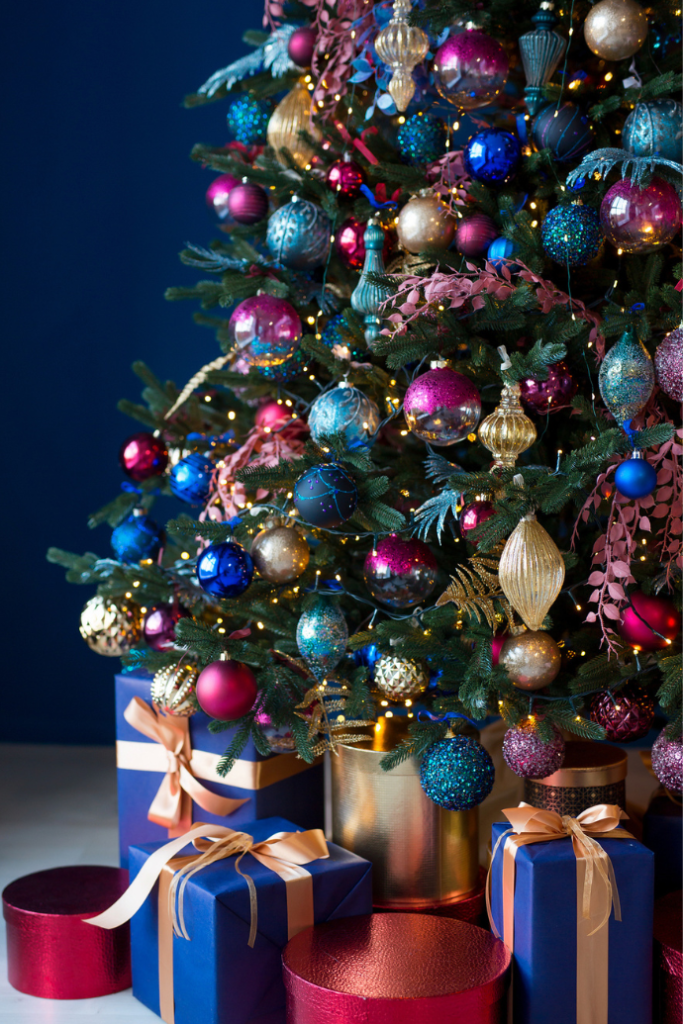 blue, purple and gold christmas tree color theme