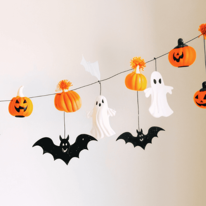 cute halloween garland with bats, ghosts, pumpkins, jack o lanterns